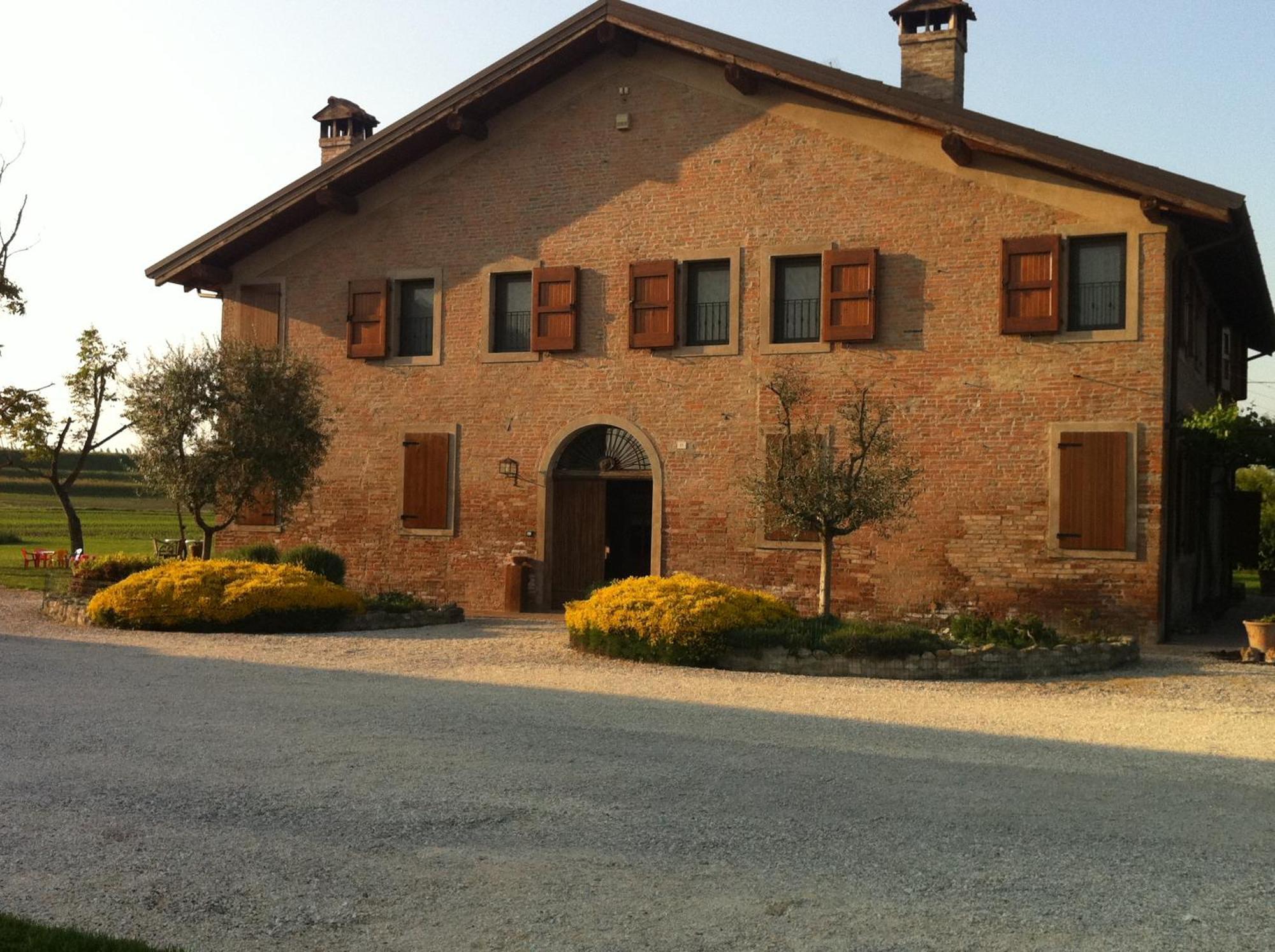 Maison d'hôtes Agriturismo La Cascinetta à Pieve di Cento Extérieur photo